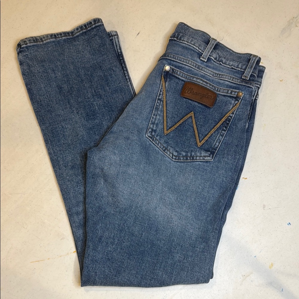 Wrangler Men's 30X32 Classic Blue Slim Straight Jeans